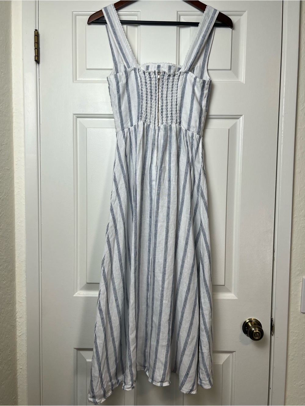 Reformation Tagliatelle Linen Dress in Harbor Stripe (Size 0) - Picture 7 of 9